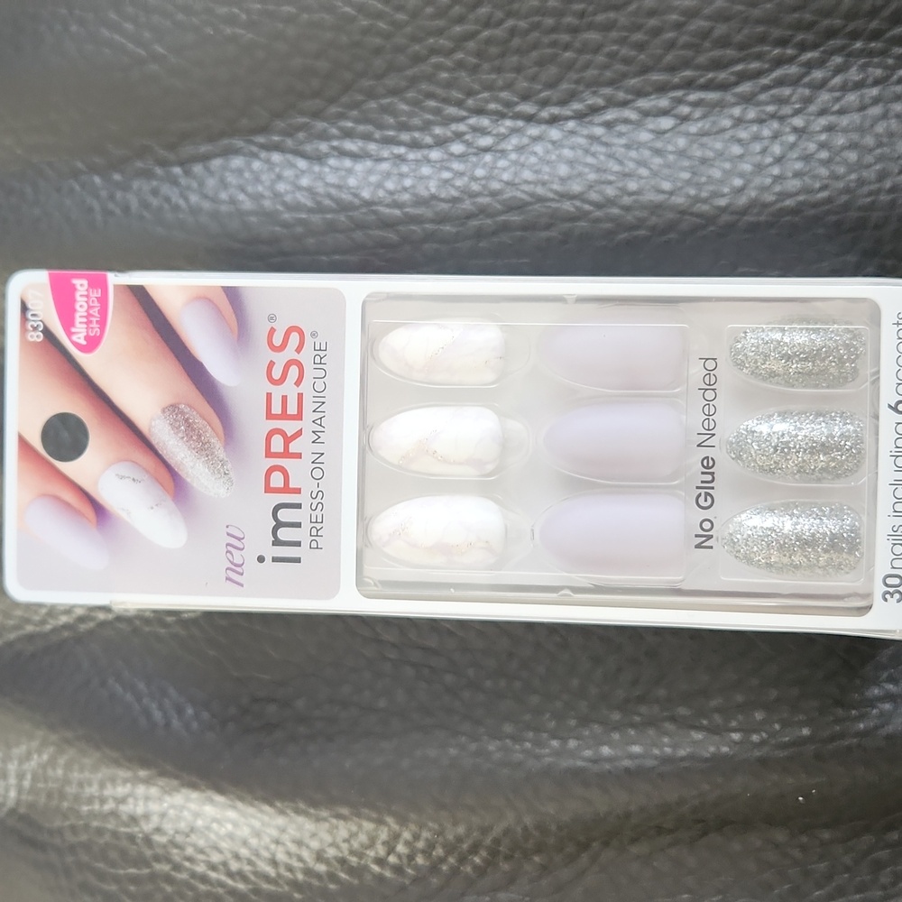 Impress press on nails blitz